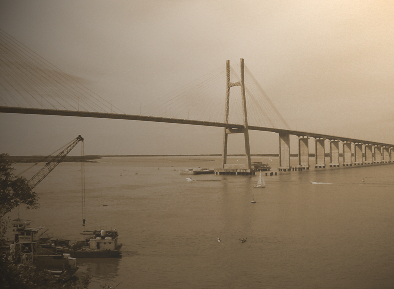 El Puente Rosario-Victoria (versión sepia)