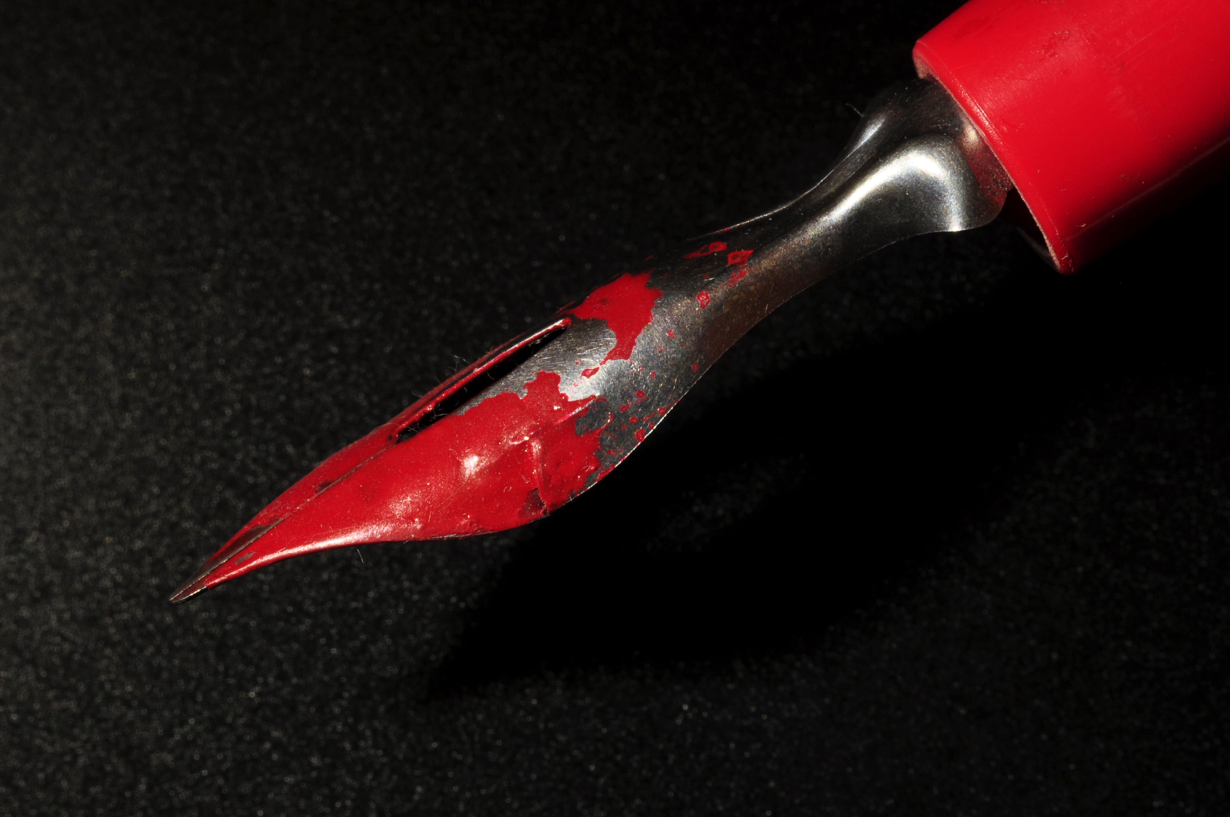 Manchas de tinta roja